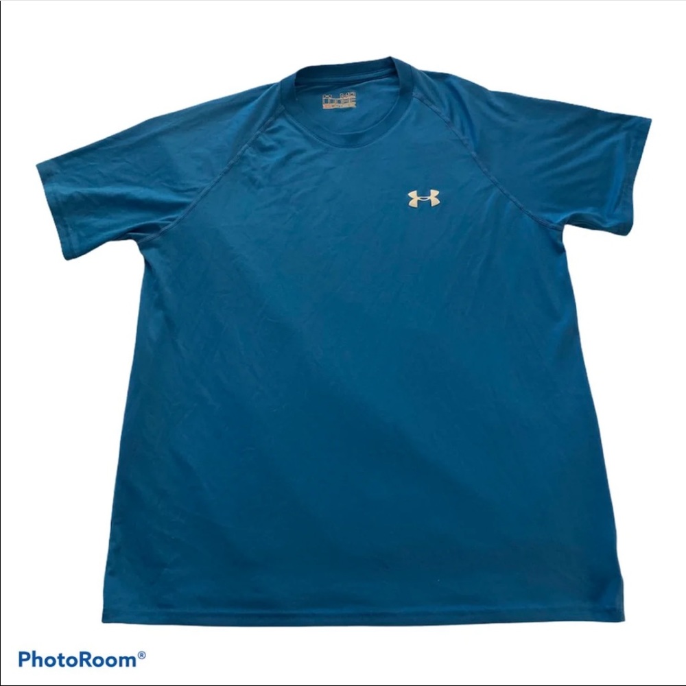 Under Armour t-shirt